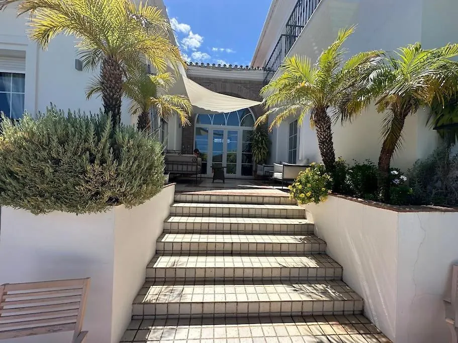 R35 Spacious Private Villa&Pool Marbella Villa